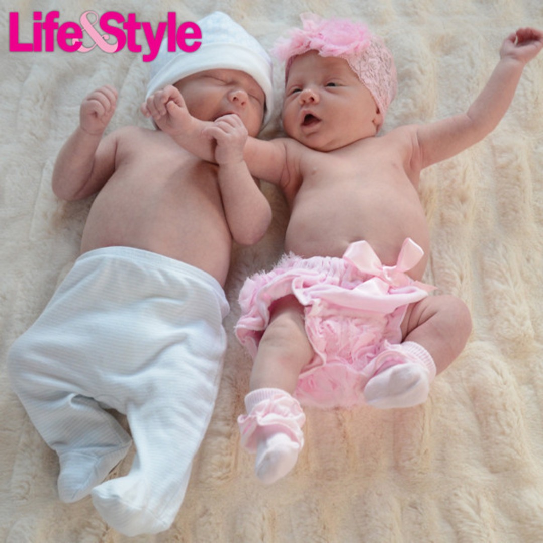 Kim Zolciak S Newborn Twins Kaia Rose And Kane Ren Make Their